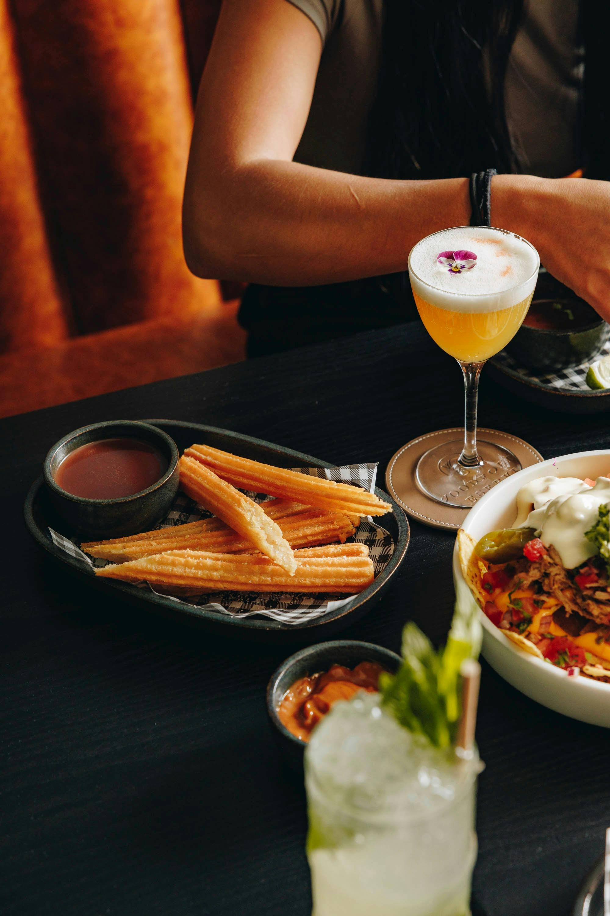 Bottomless Summer at Pocket Bar