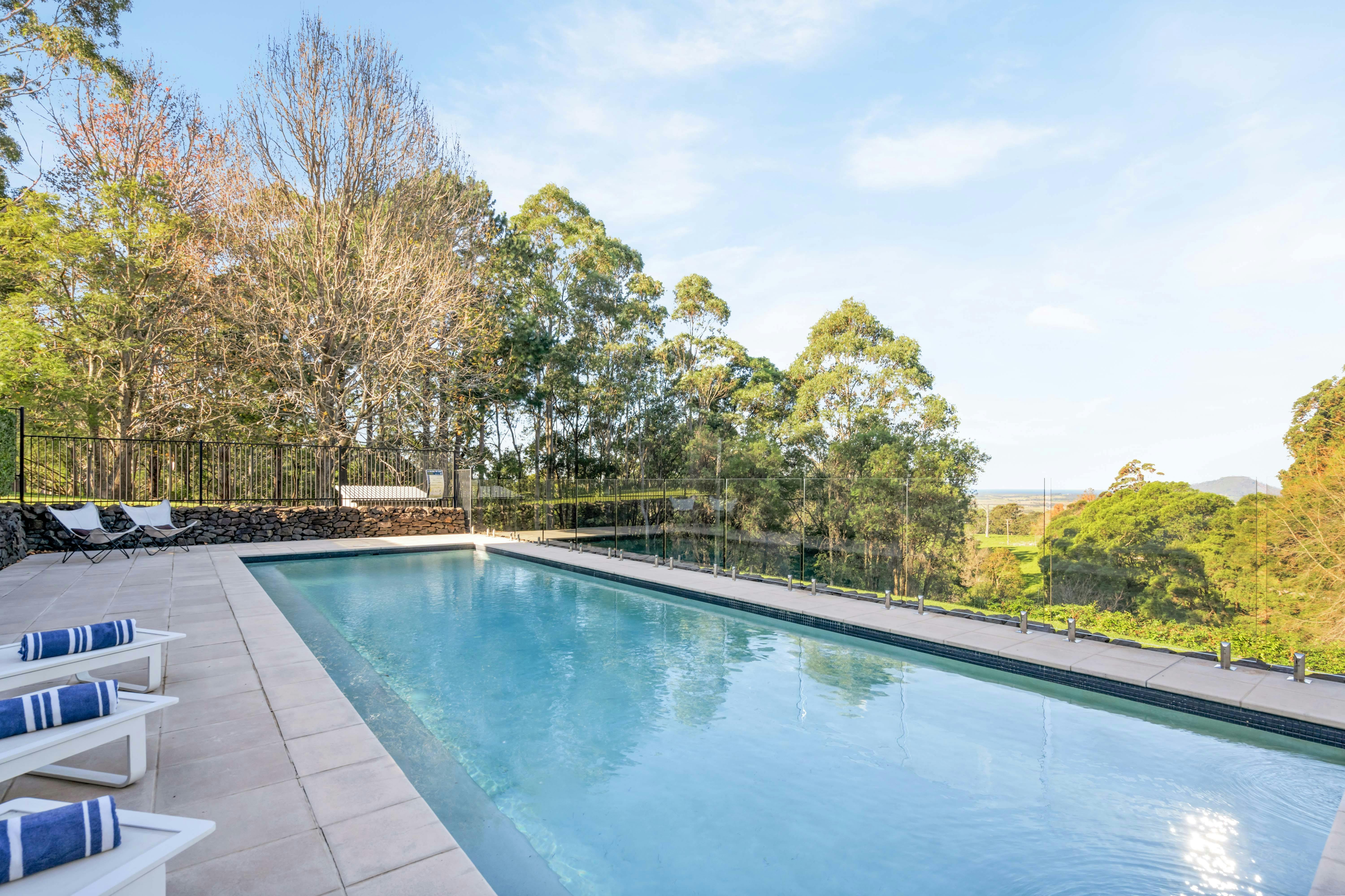 수영장 및 전망