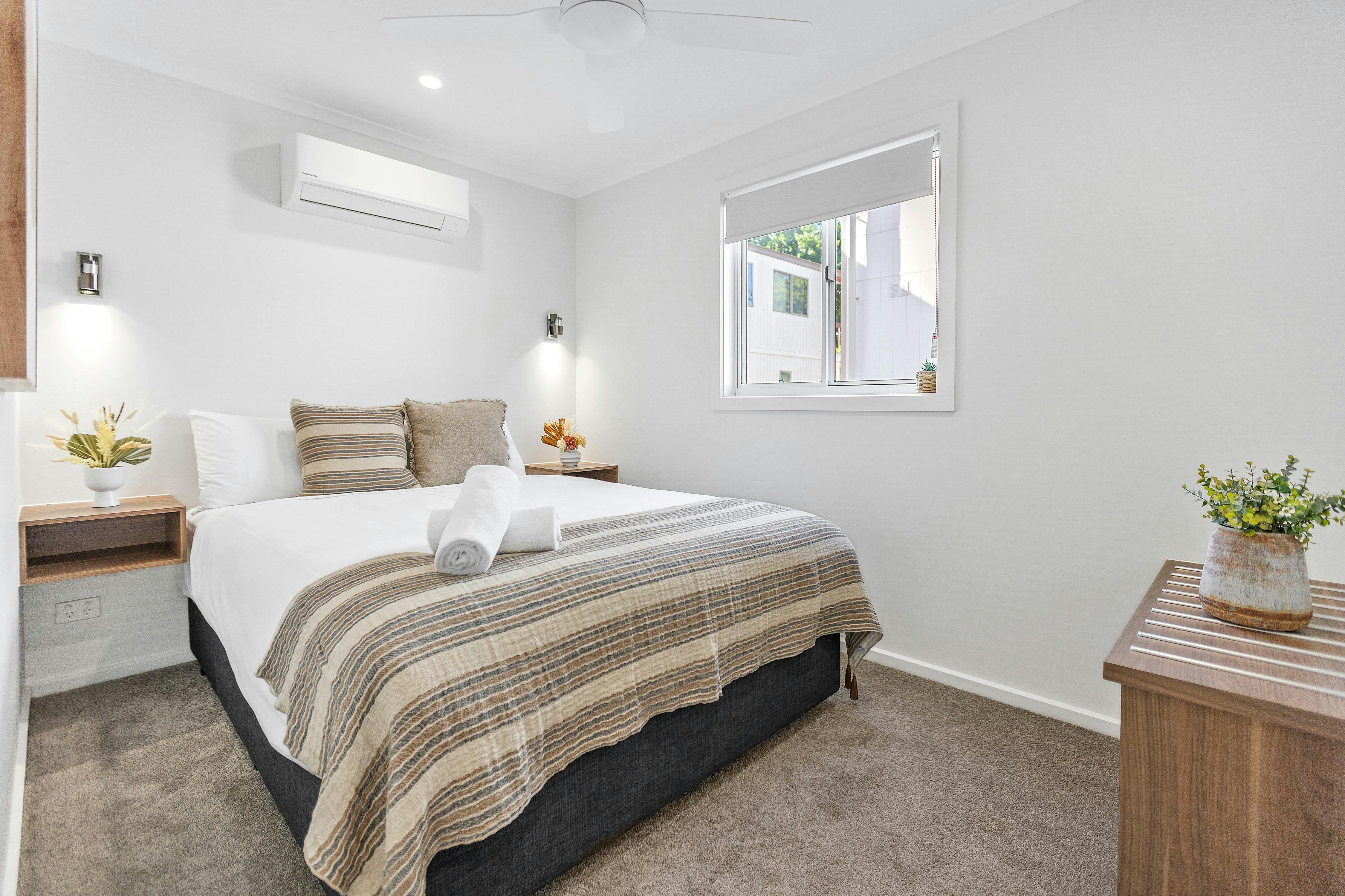 Premium Three Bedroom Townhouse - Bedroom | Tasman Holiday Parks - Bright