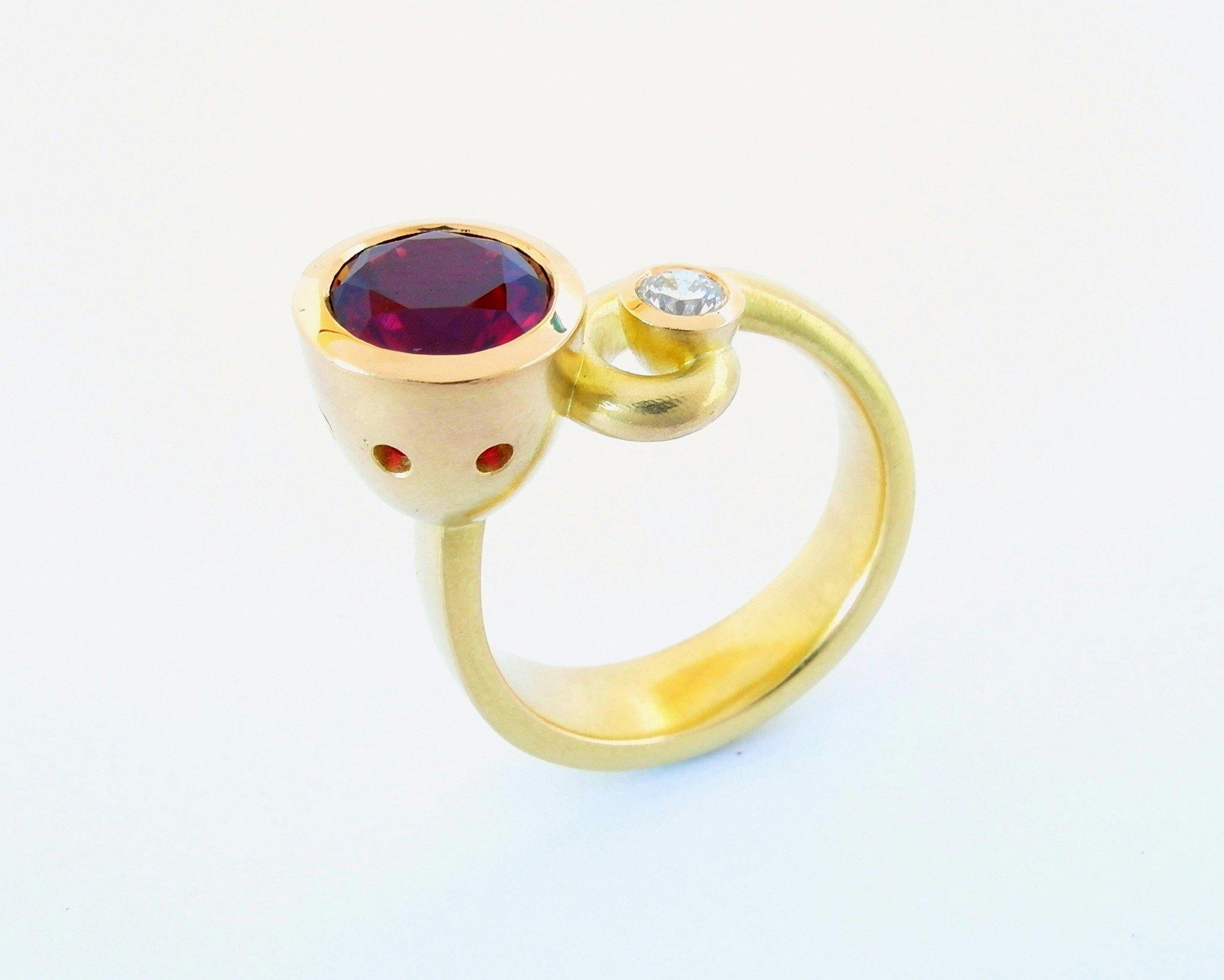 Stunning 18ct yellow gold ring set with rubelite tourmaline and diamond handmade by Marcus Foley