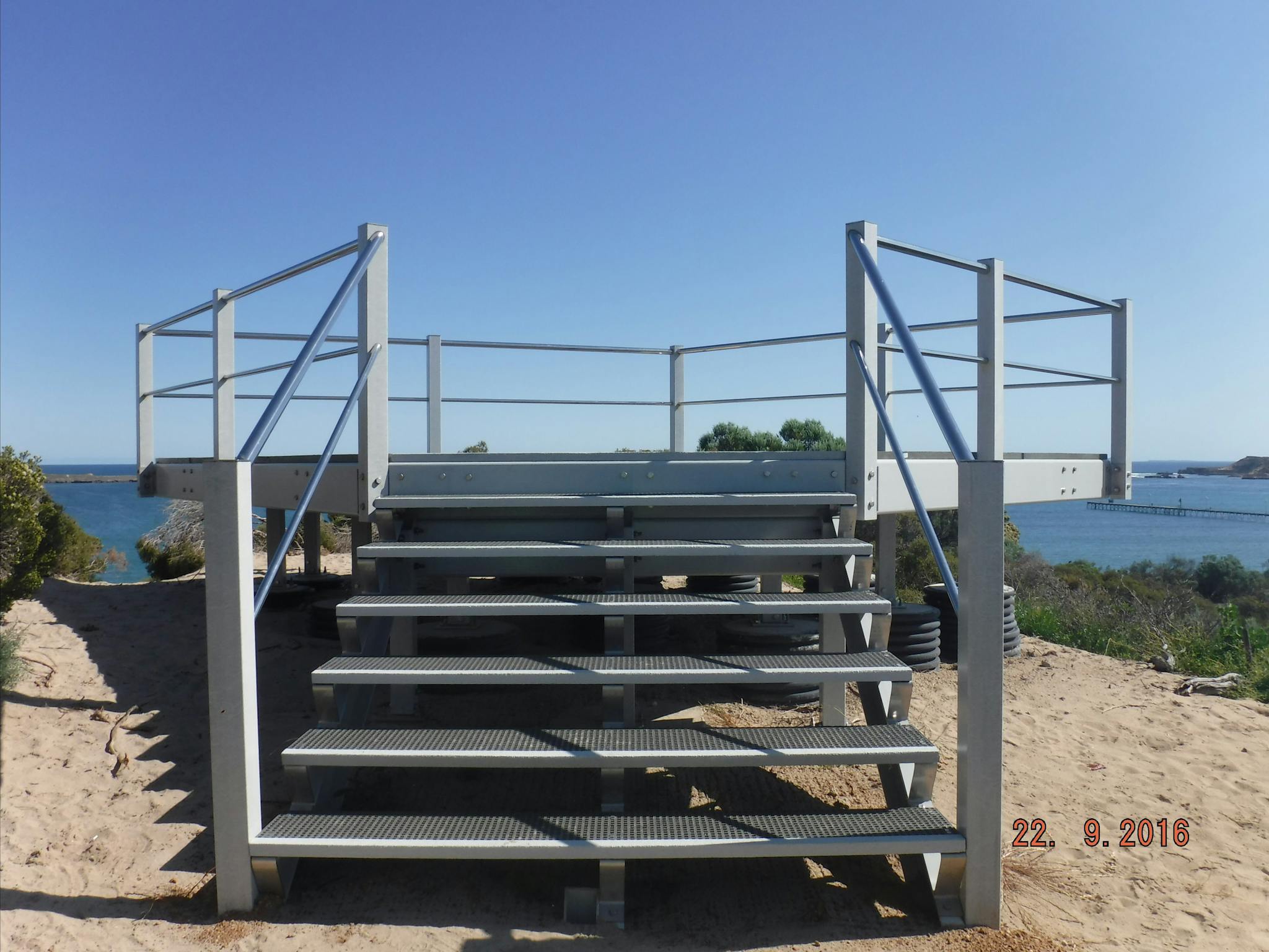 Lookout on the Elliston Coastal Trail
