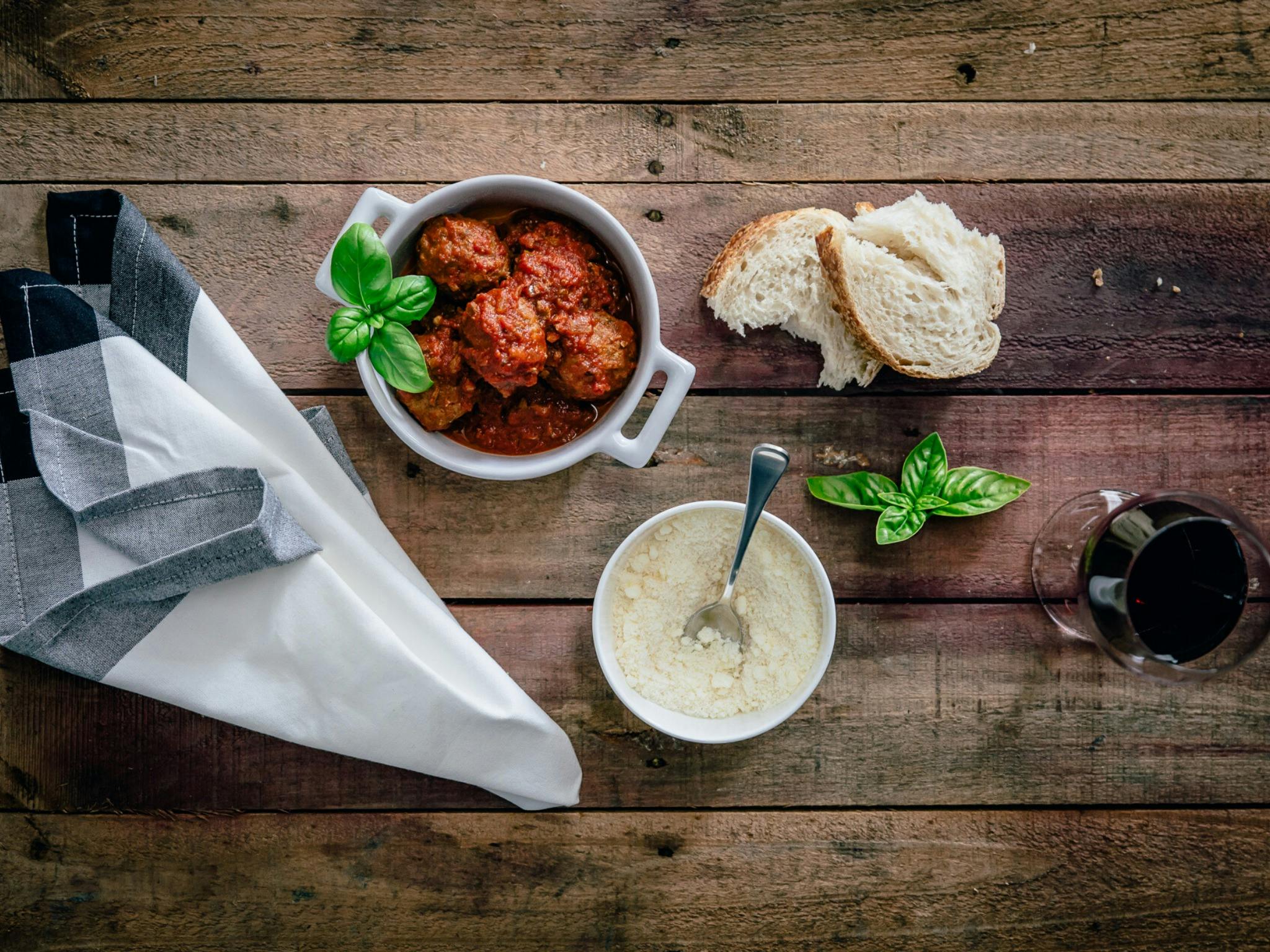 Homemade meatballs with crusty bread