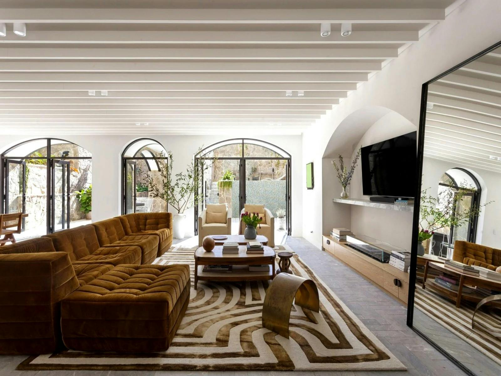 Light filled, bright, and airy living area perfect for family gathering