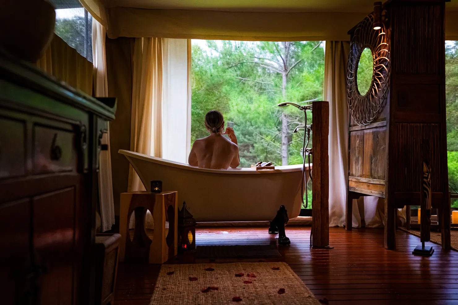 Stunningly romantic Claw foot baths in your Safari tent