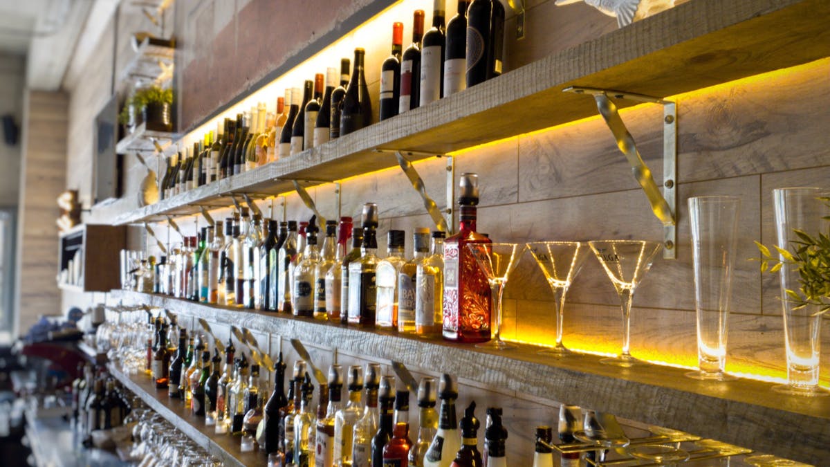 bar photo