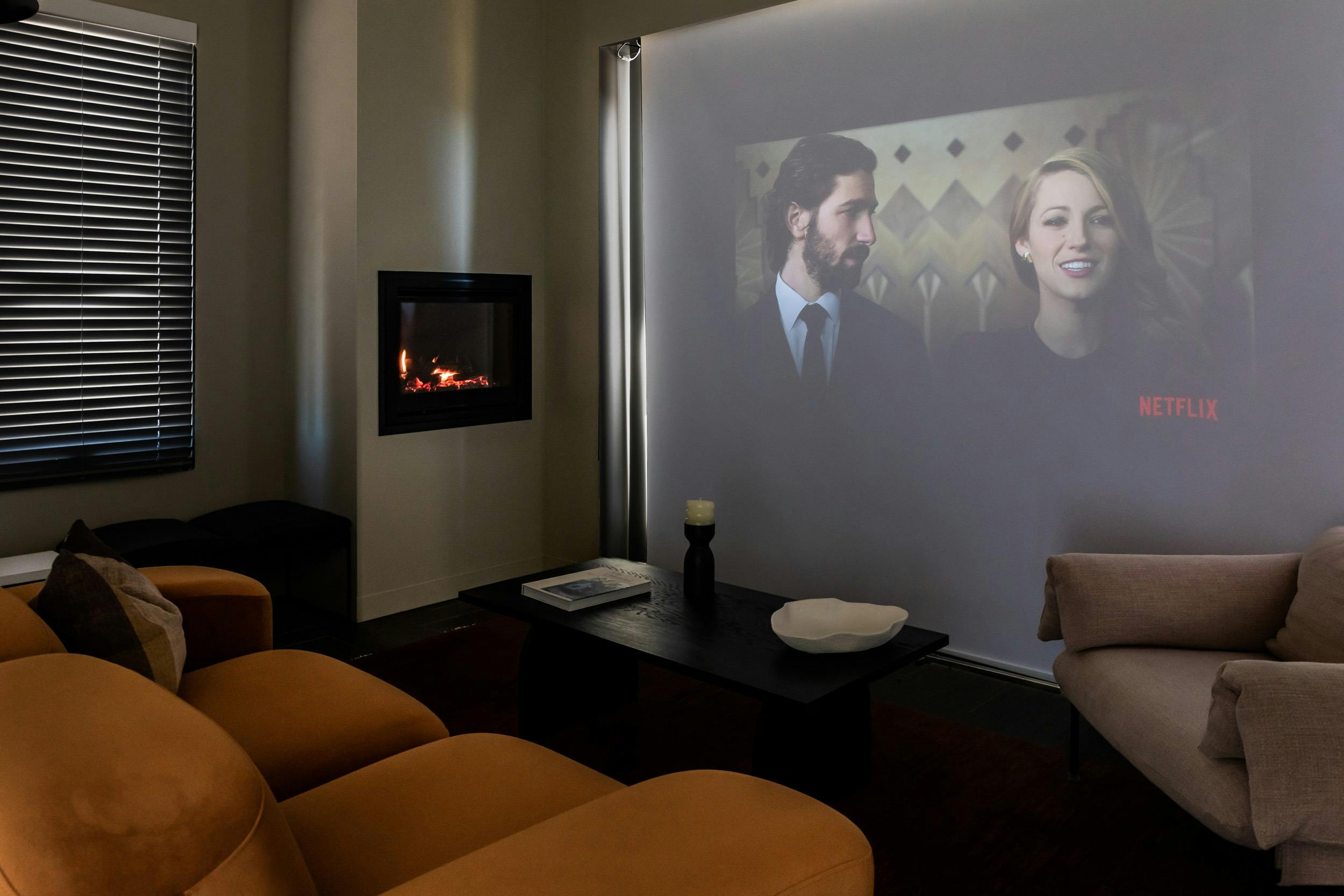 Movie screen Netflix streaming