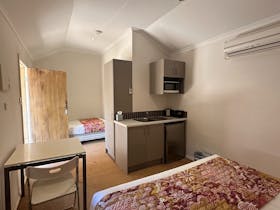 Twin Share Room with Kitchenette at Parachilna Overflow Accommodation