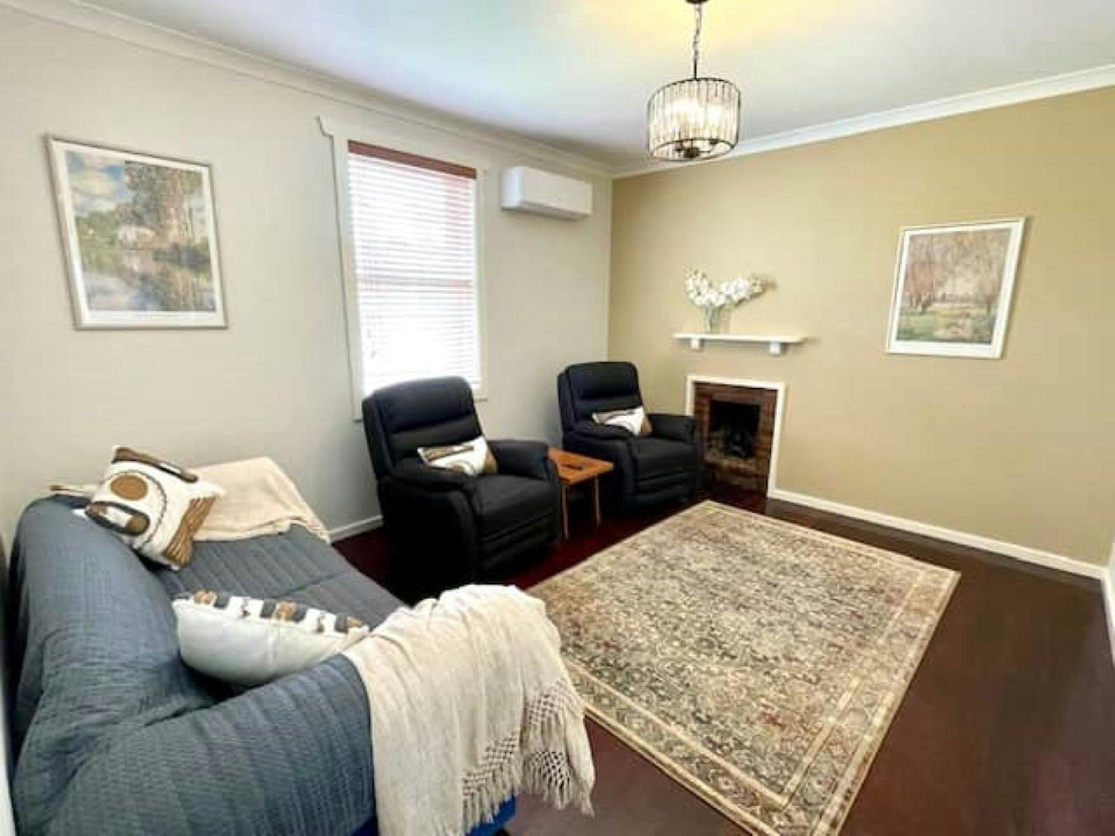 Seabright Garden Cottage