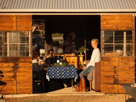 Hutton Vale Farm : Hutch Hilton