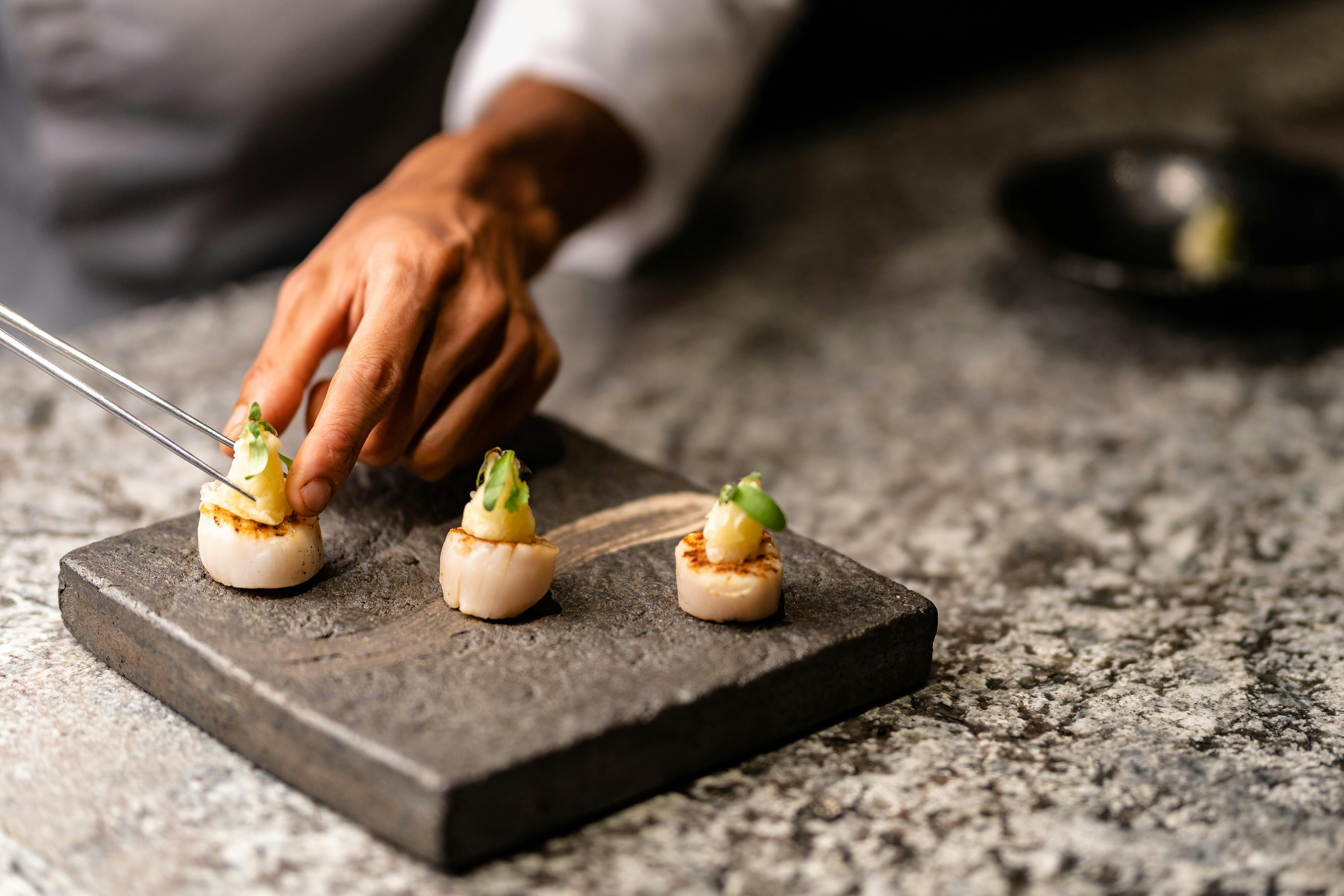 Scallop with pickled apple