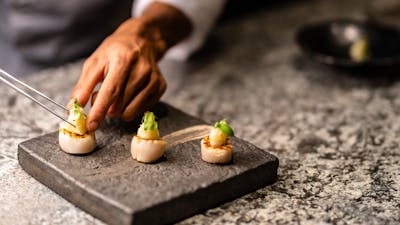 Scallop with pickled apple