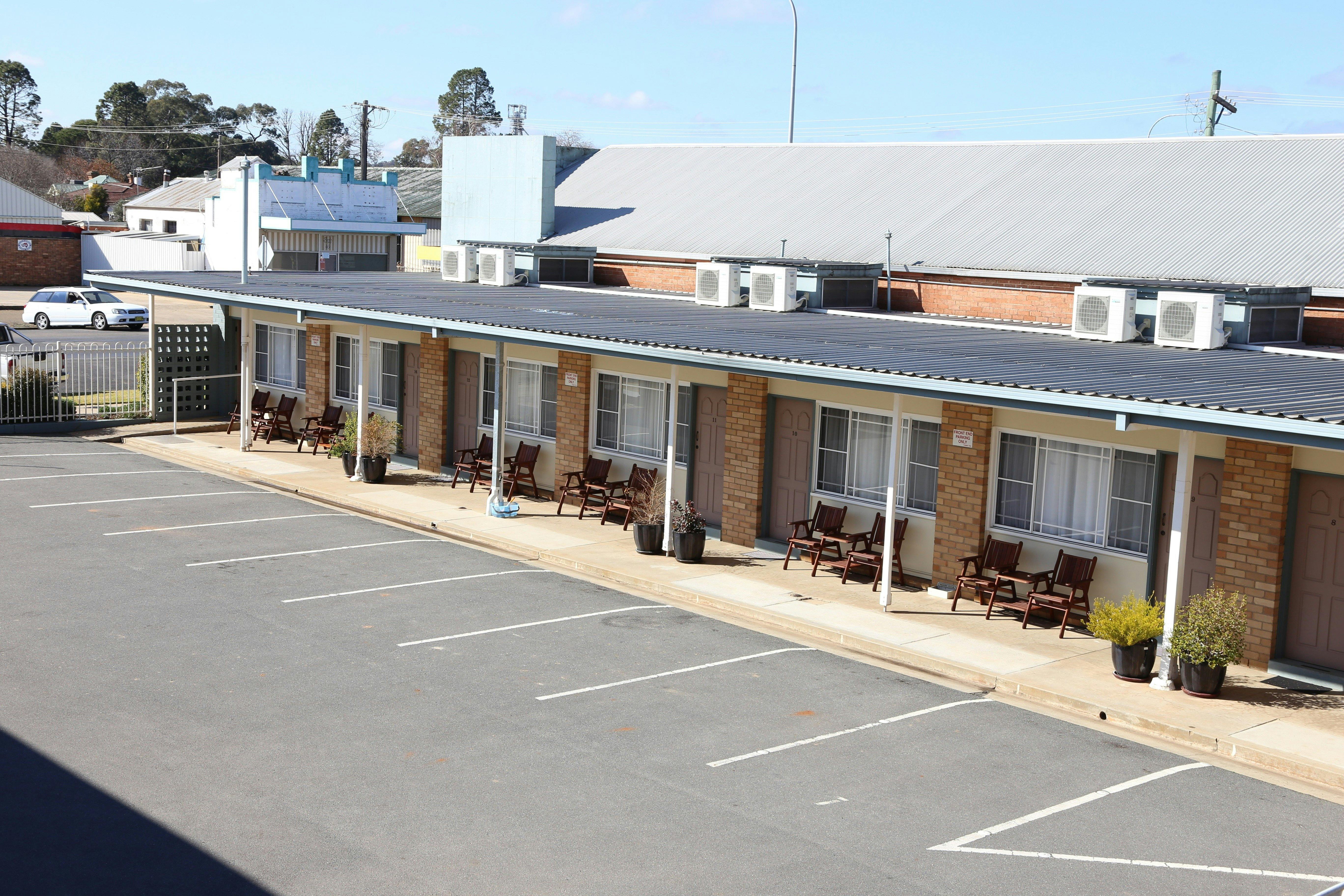 와틀 트리 모텔