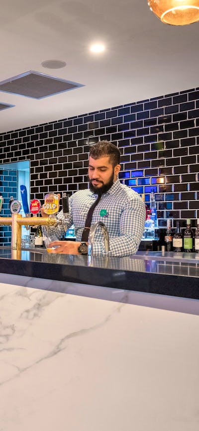 The Edge Restaurant and Bar