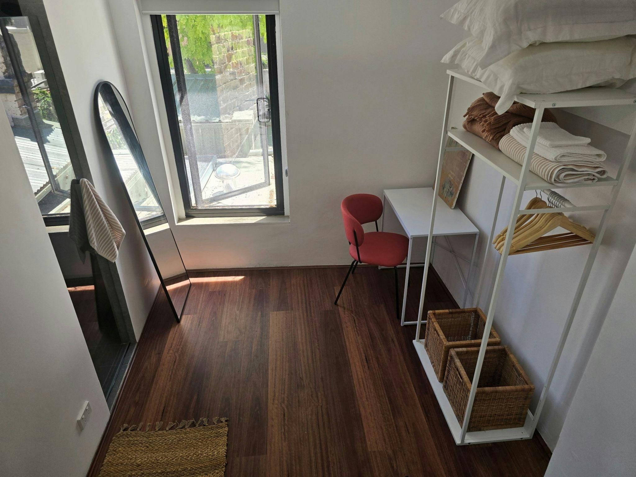 Gold-en Remedy Bar & Guesthouse - Deluxe Loft Suite