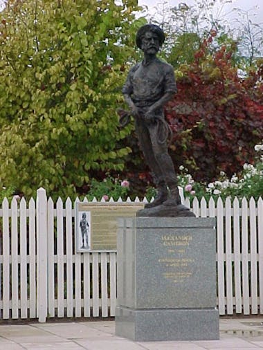 Alexander Cameron Statue