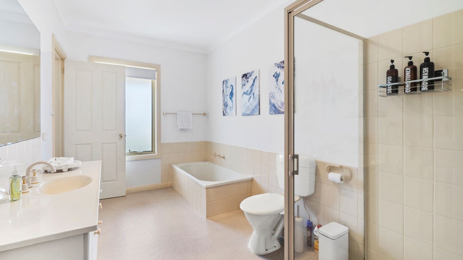 Large Family Bathroom