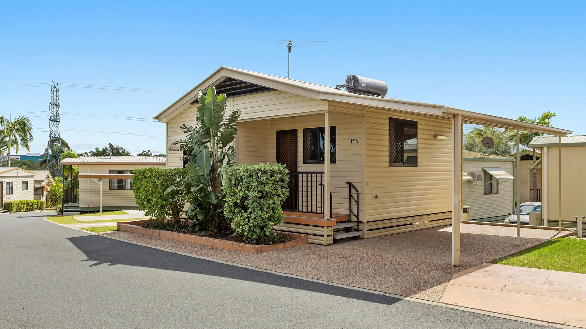 Metro Cabin at Brisbane Holiday Village Metro Cabin at Brisbane Holiday Village