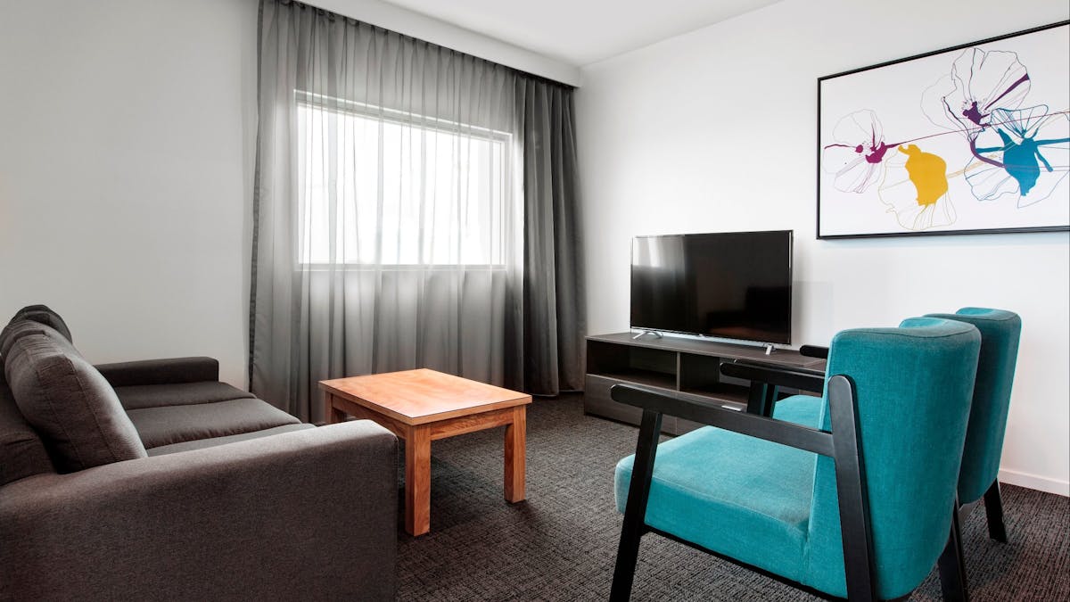 Suite for Relax or Business meeting