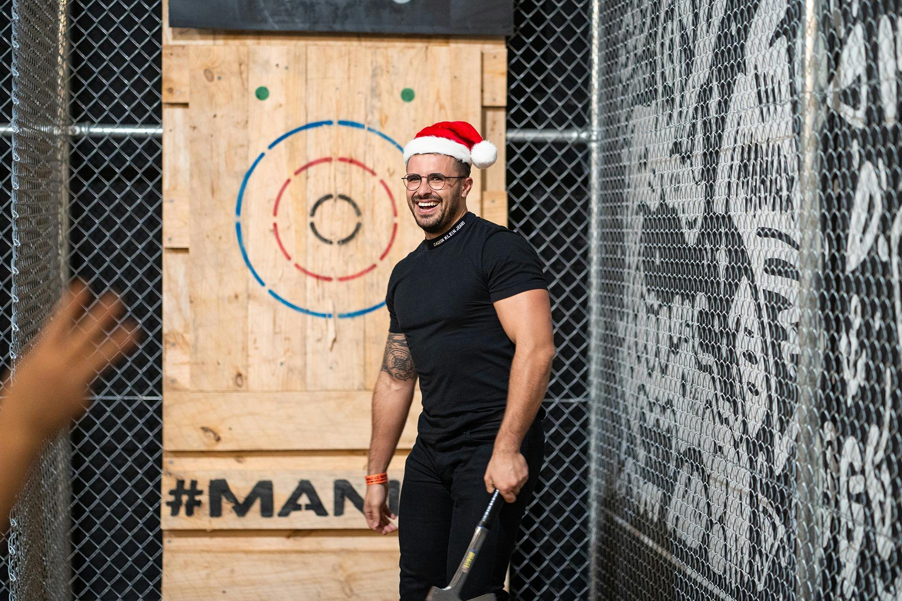 MANIAX Axe Throwing