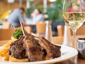 Lighthouse Hotel Bistro thumbnail