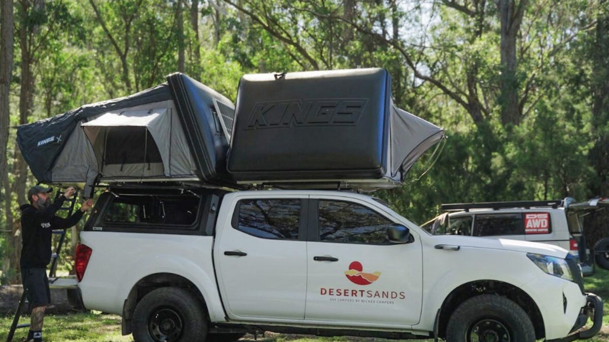 Desert Sands 4x4 Campervan - sleeps and seats 5 people