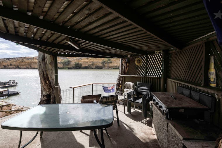 192 Page Drive Blanchetown River Shack Rentals