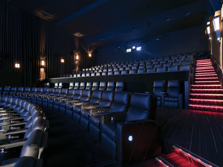 Reading Cinema