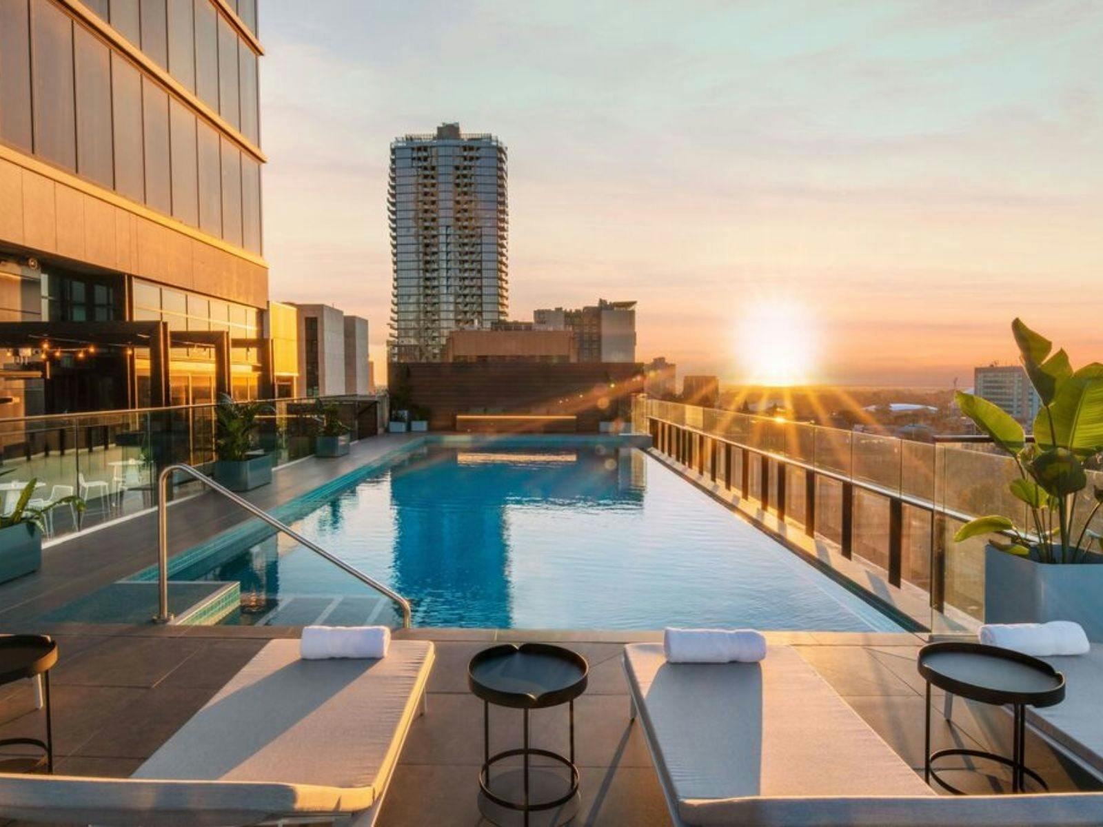 Crowne Plaza Adelaide Pool