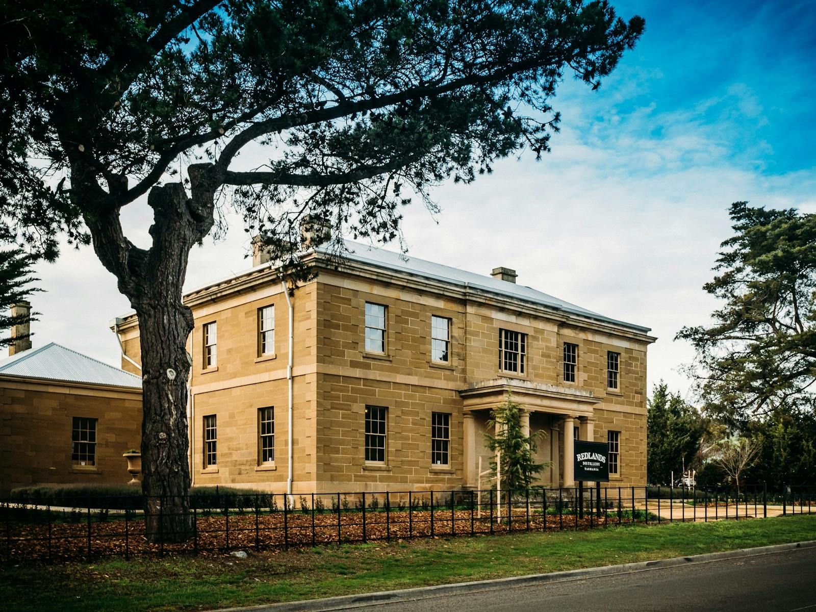 Dysart House - the home of Redlands Distillery and cellar door