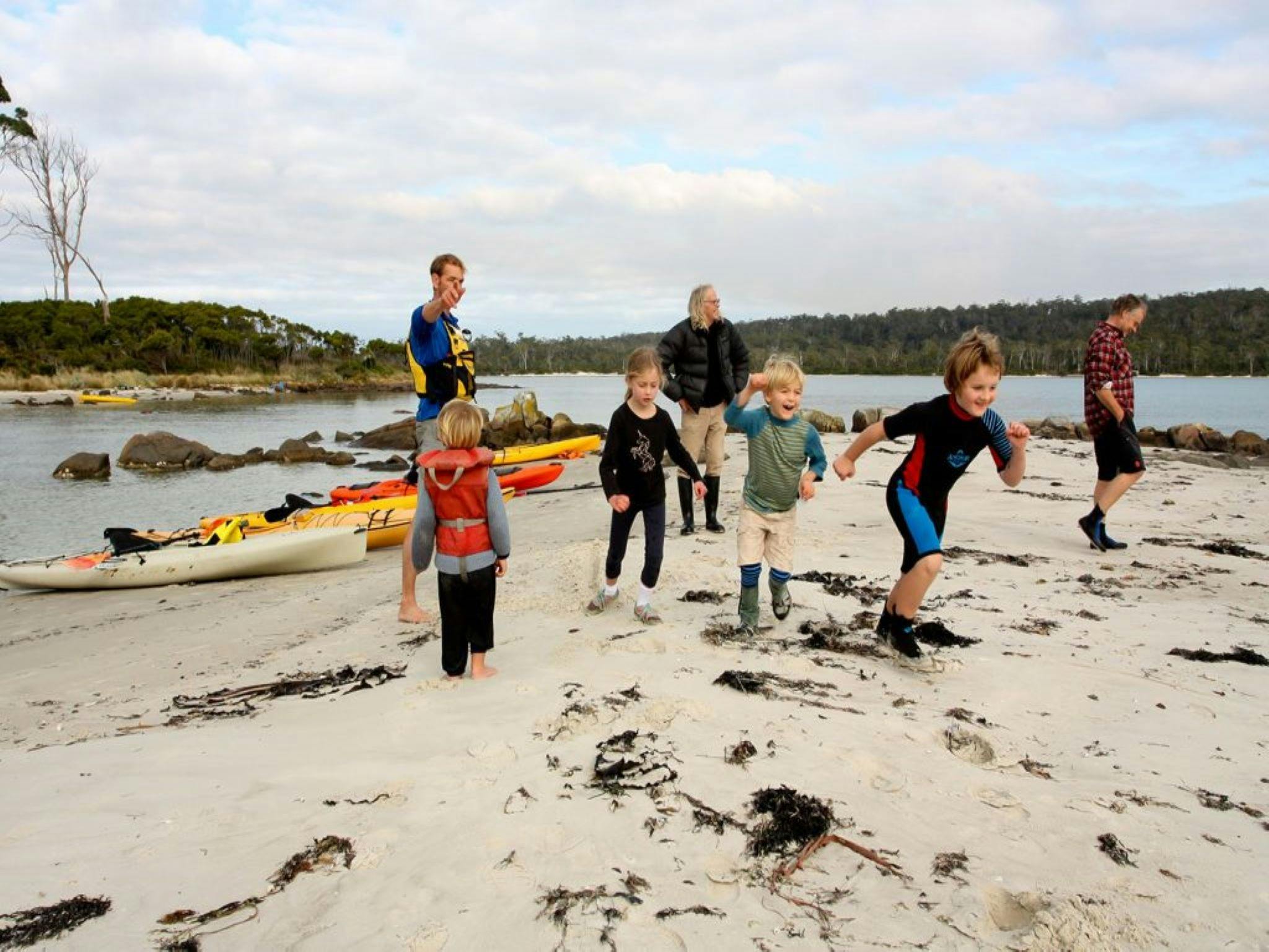 Treasure Hunter Tour. Esperance Adventures