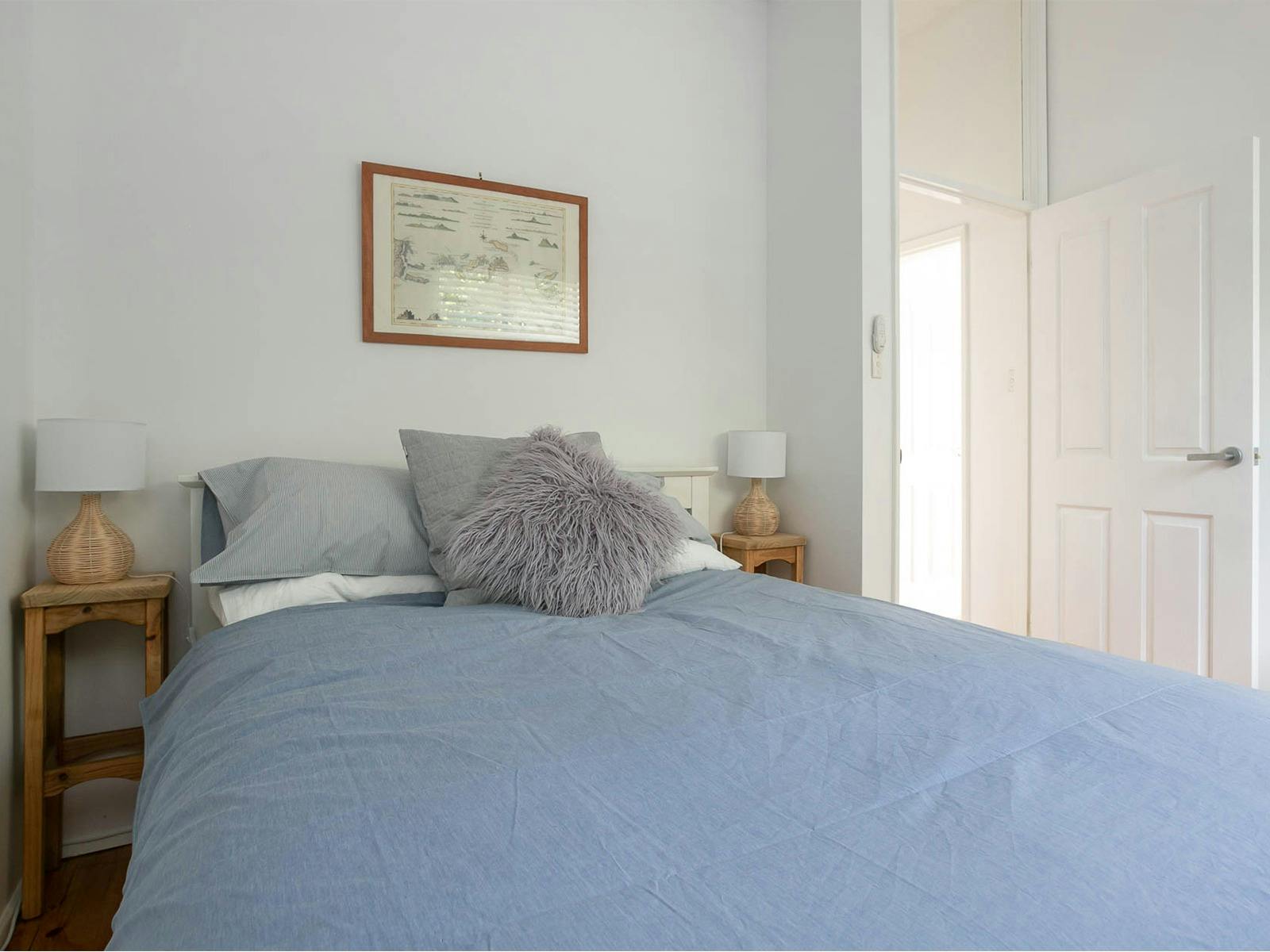 Updated Coastal Beach House in Funky Port Elliot