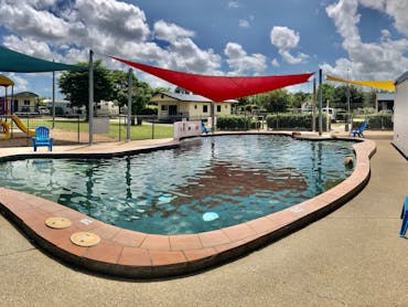 pool pool