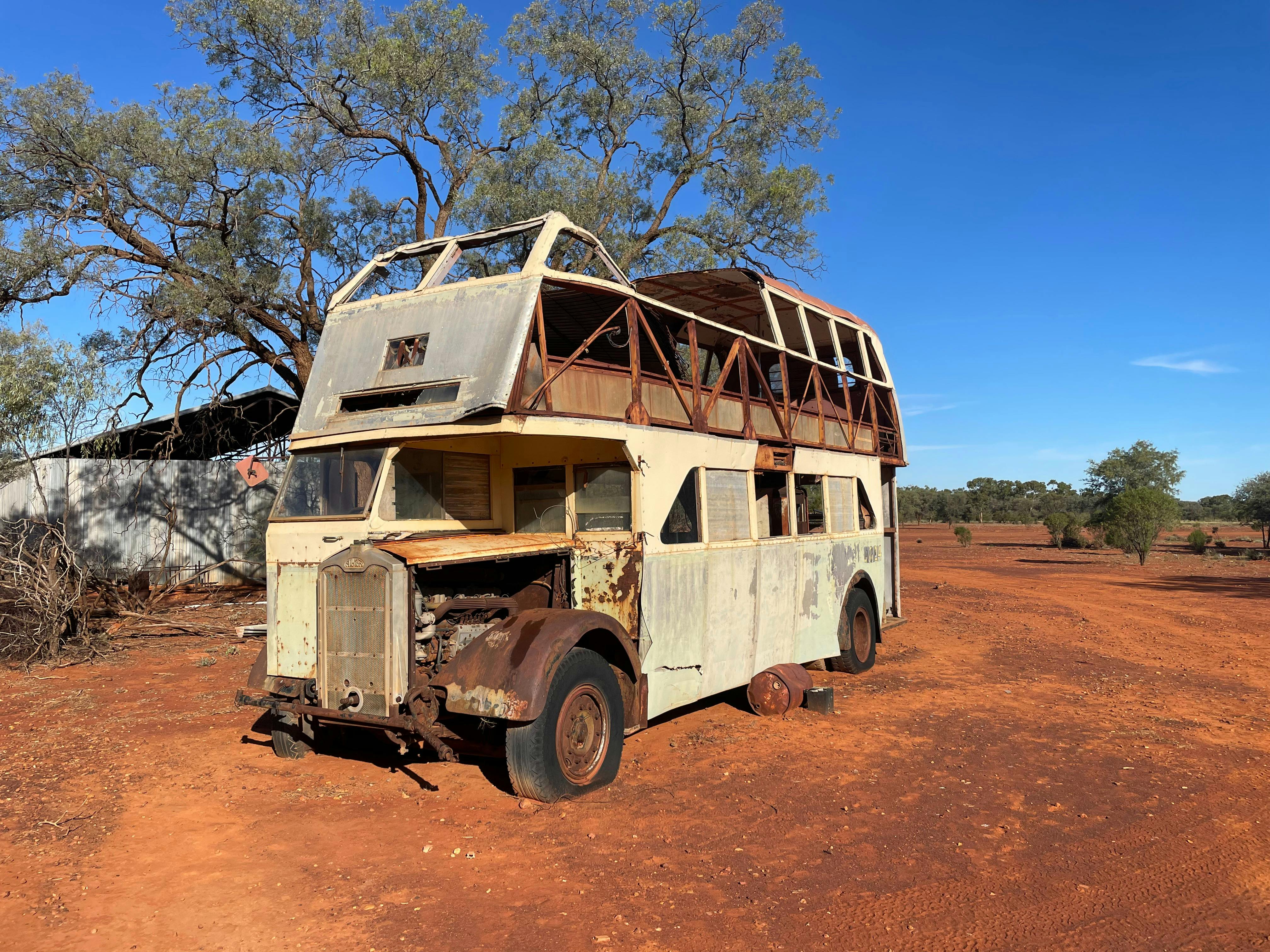 Disused bus- Trilby Station