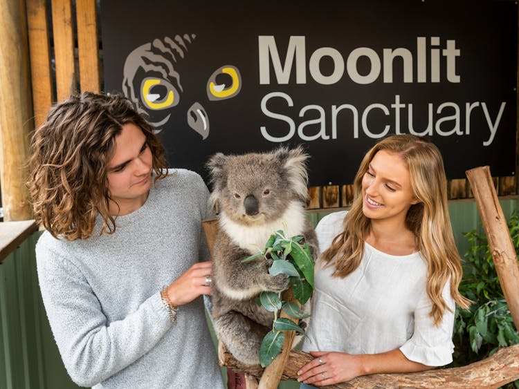 couple booked the close encounter at Moonlit Sanctuary