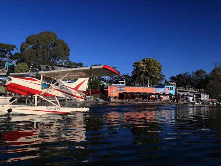 Restaurant arrivals by seaplane