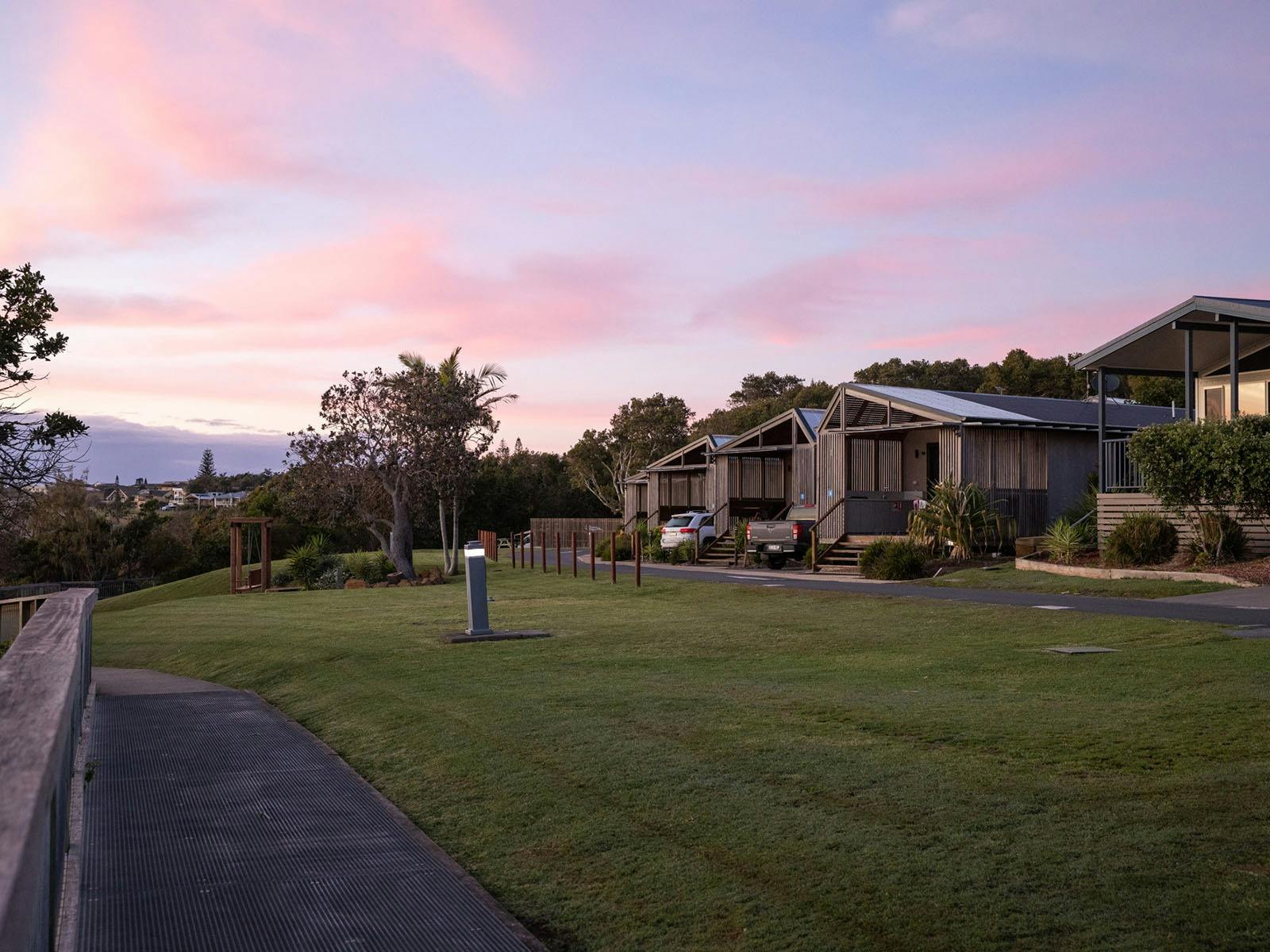 Cabin sunset at Reflections Bonny Hills