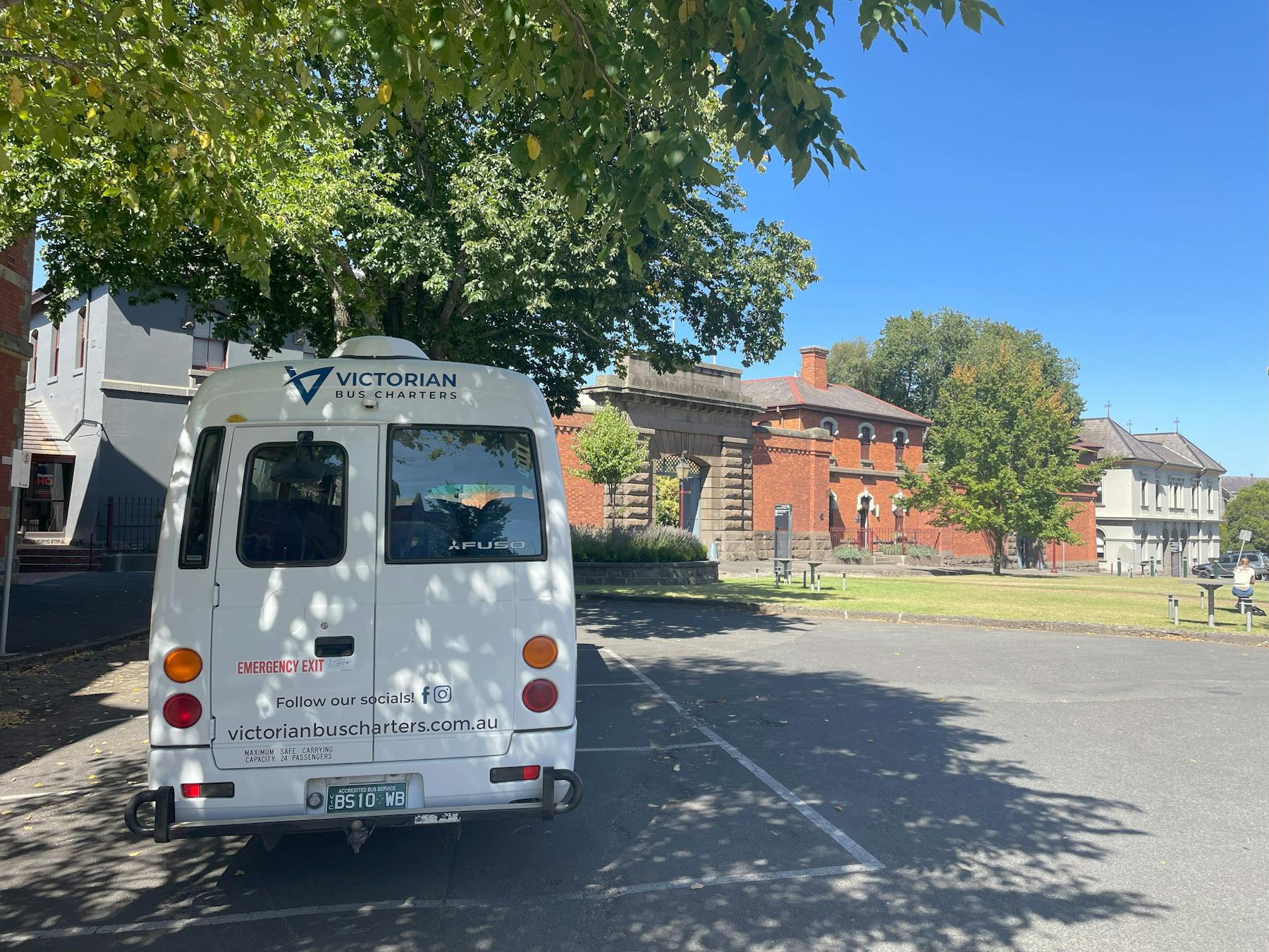 Bus in Ballarat SMB