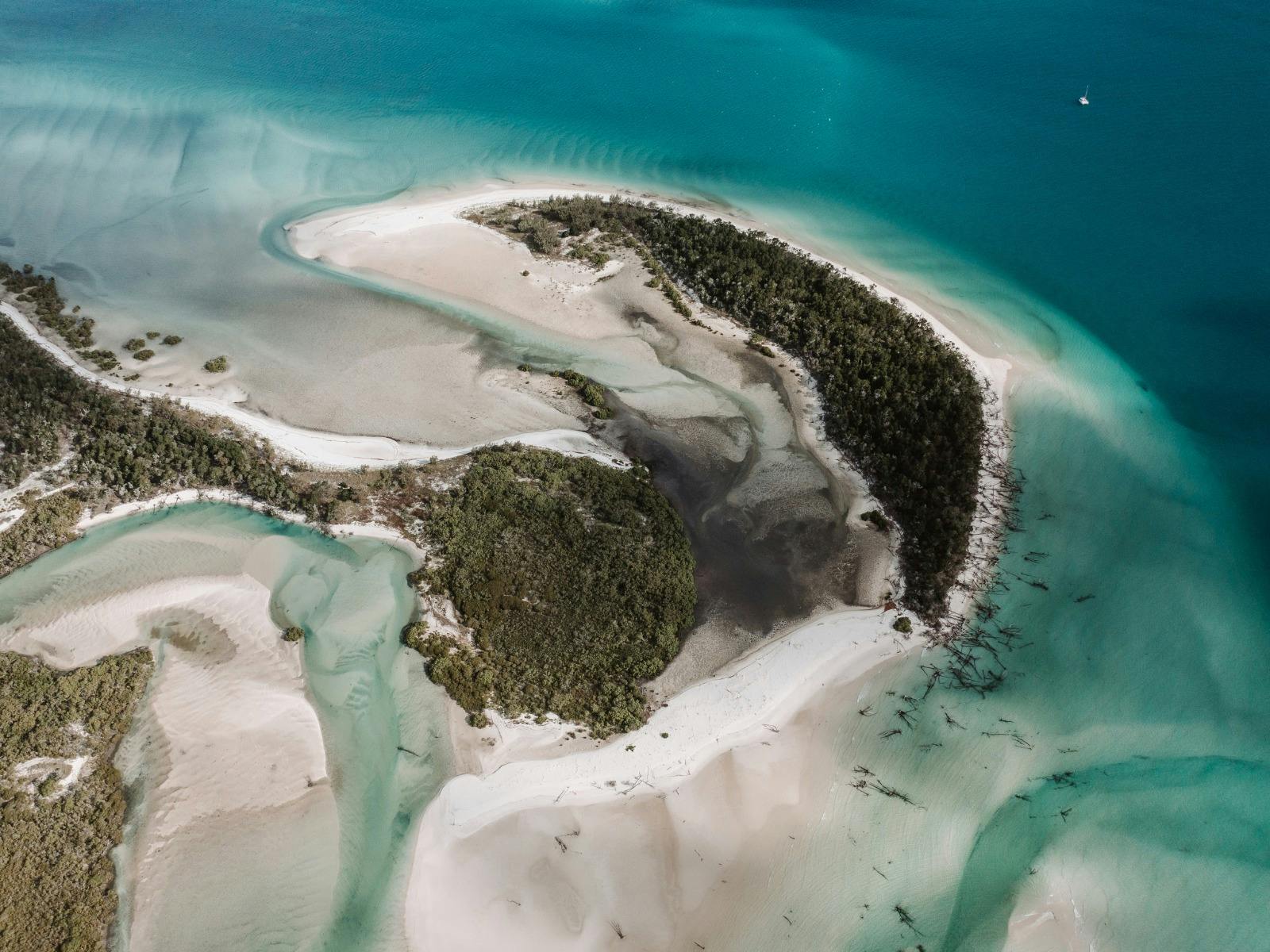 The Great Sandy Strait, Hervey Bay, Fraser Coast