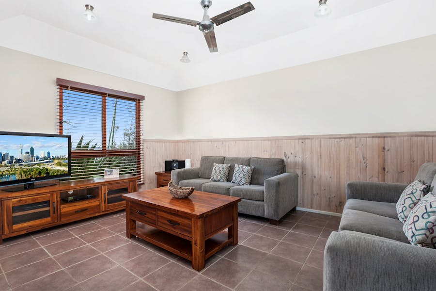 Lounge room at Kiama Harbour Cabins
