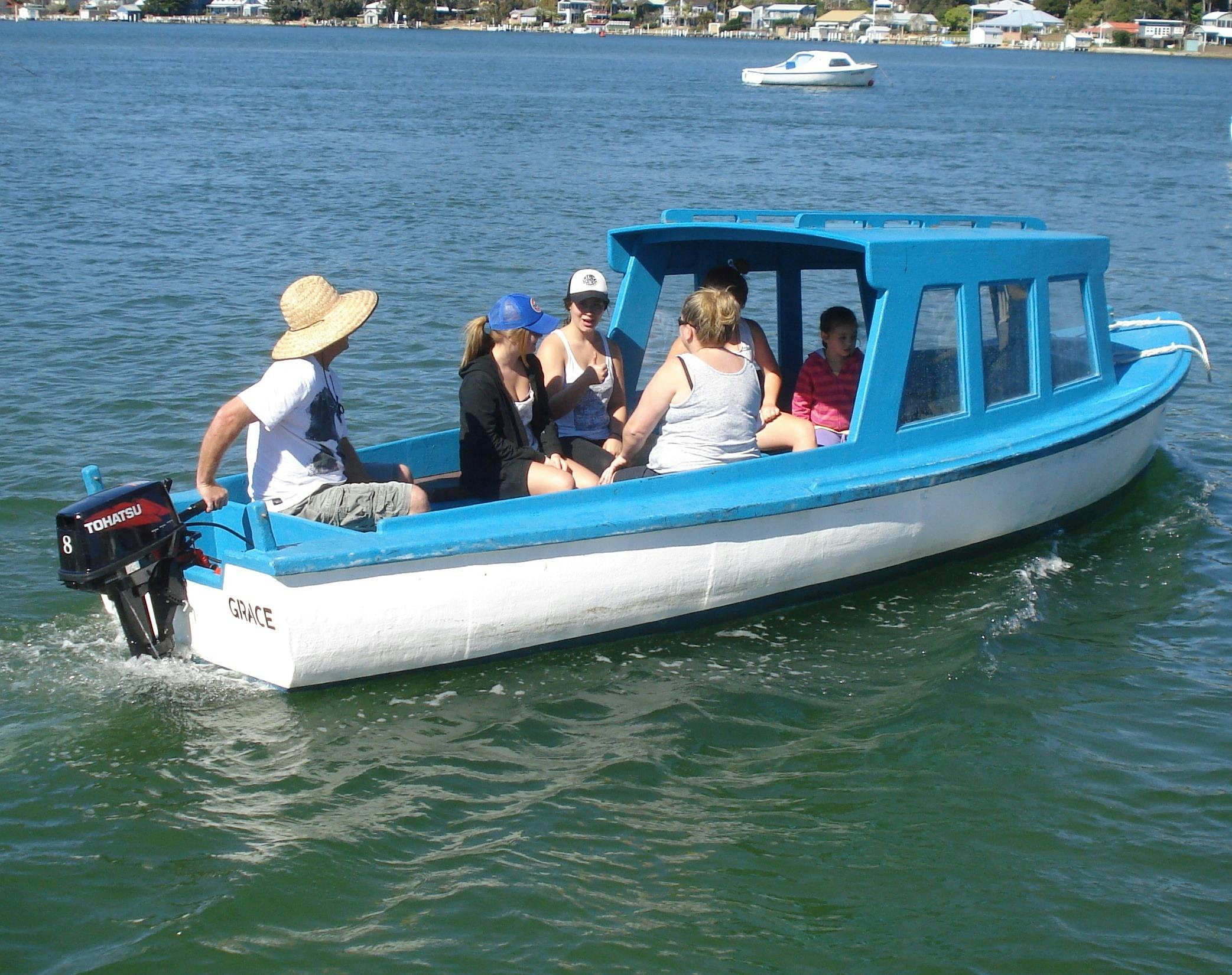 18ft Half Cabin