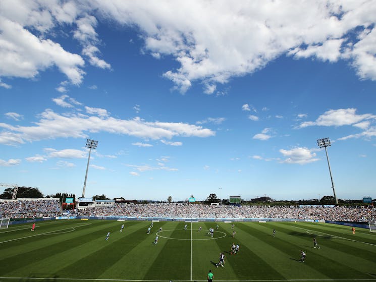 Wide shot of an A-League game at Jubilee Stadium