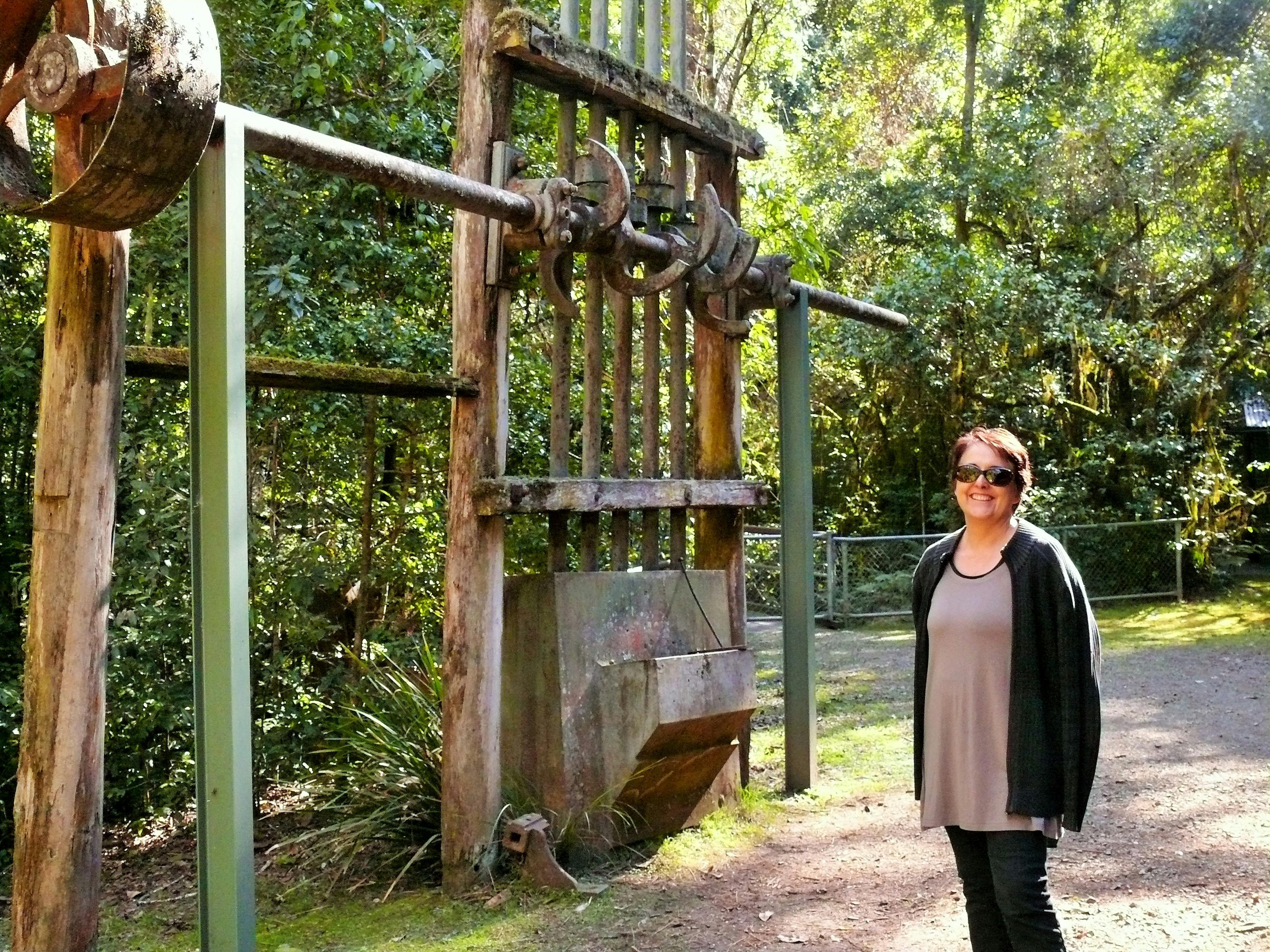 マウンテンメイドヘリテージゴールドマインツアー