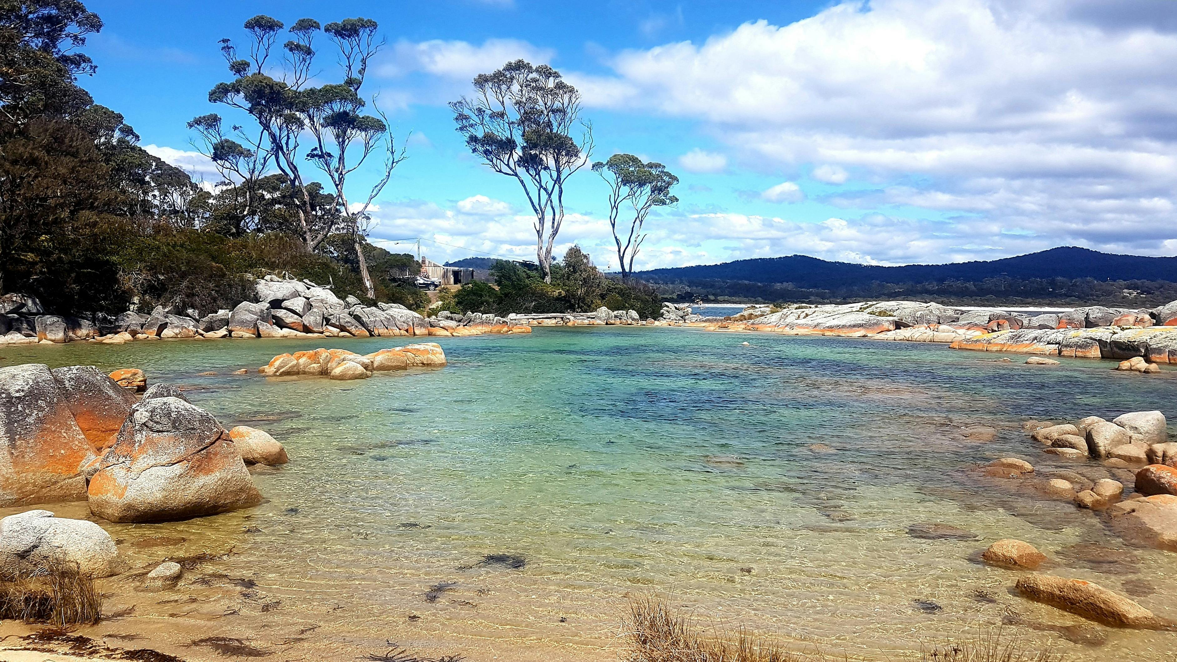 Bay of Fires Pack-Free Walk by Life's An Adventure