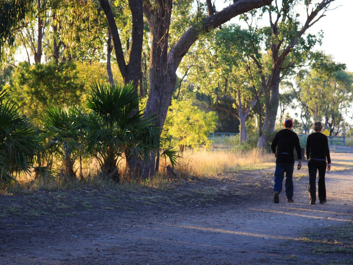 People walking at Botanic Gardens