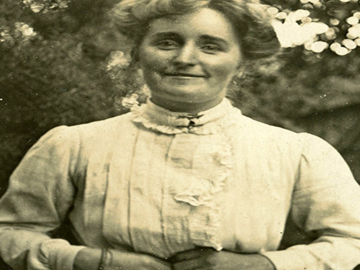 Grassroots : Annie Wyatt and the Creation of the National Trust