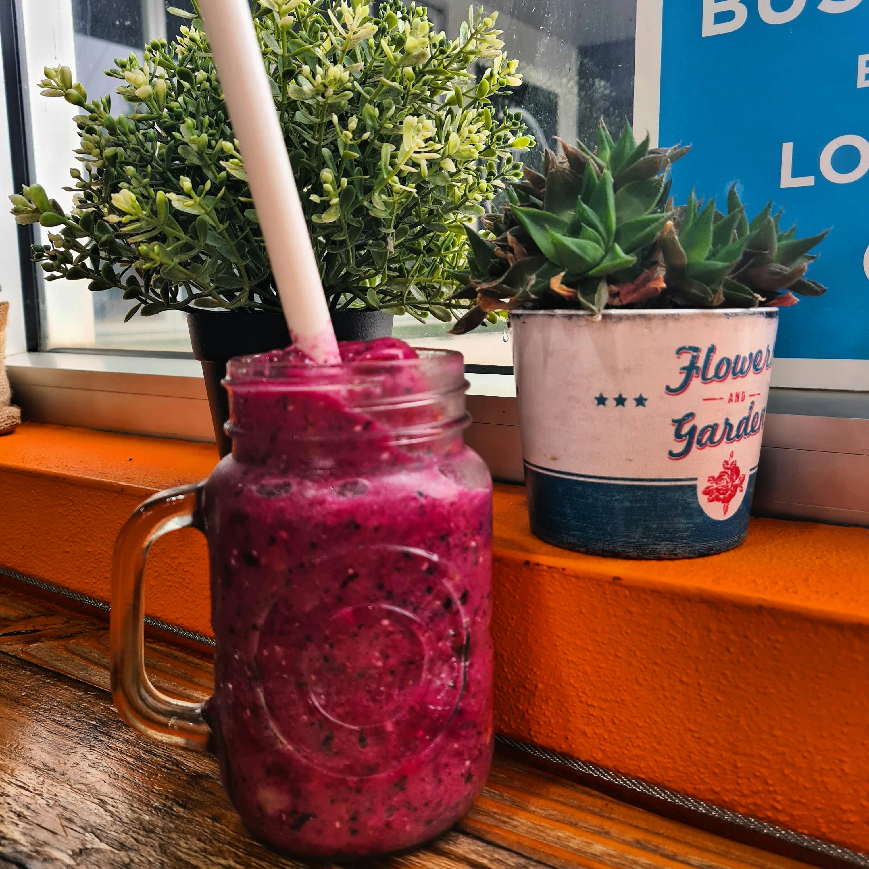 Urth Cafe & Co