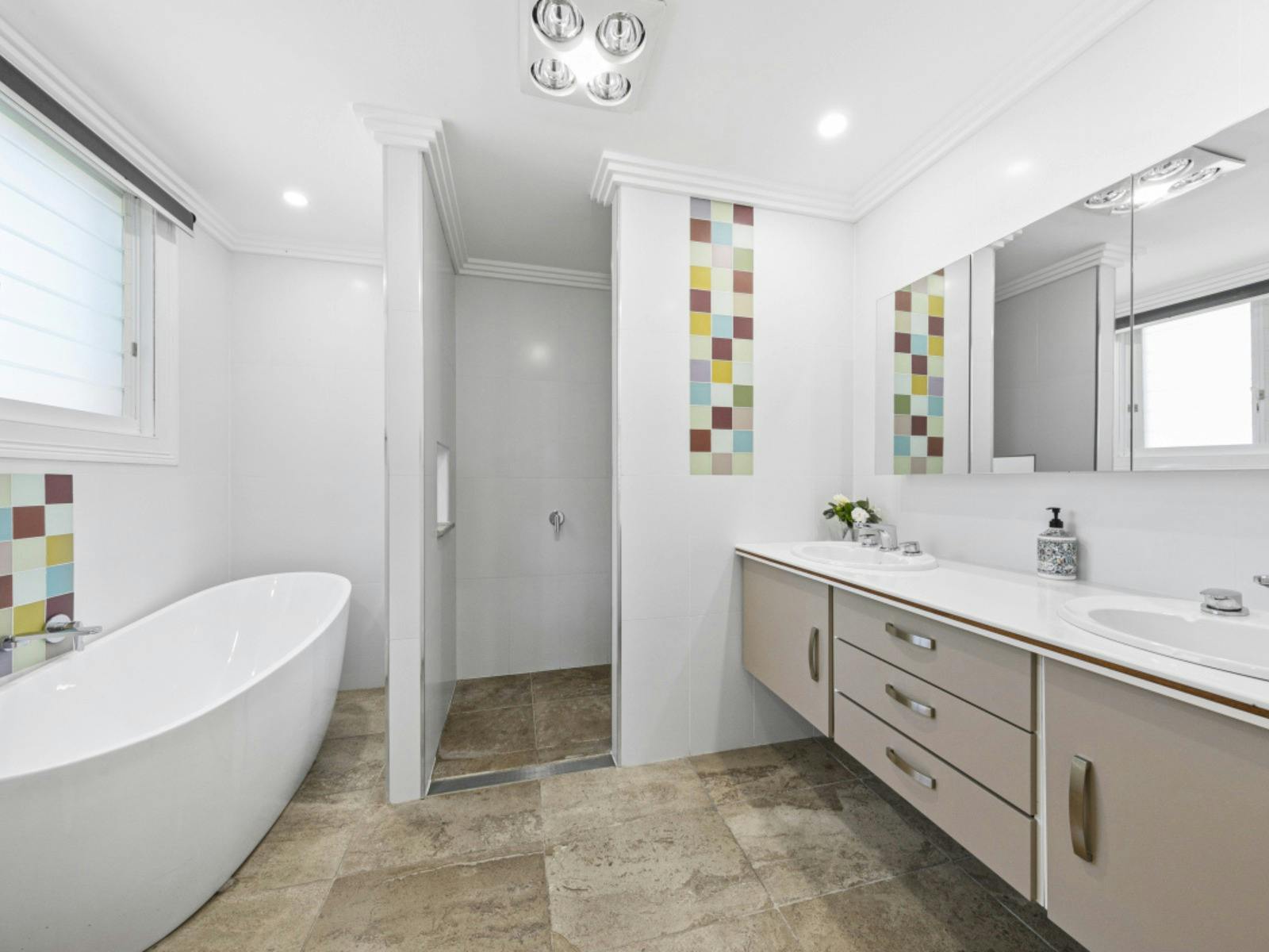 Calais House Bathroom