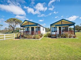 Acclaim Rose Gardens Beachside Holiday Park
