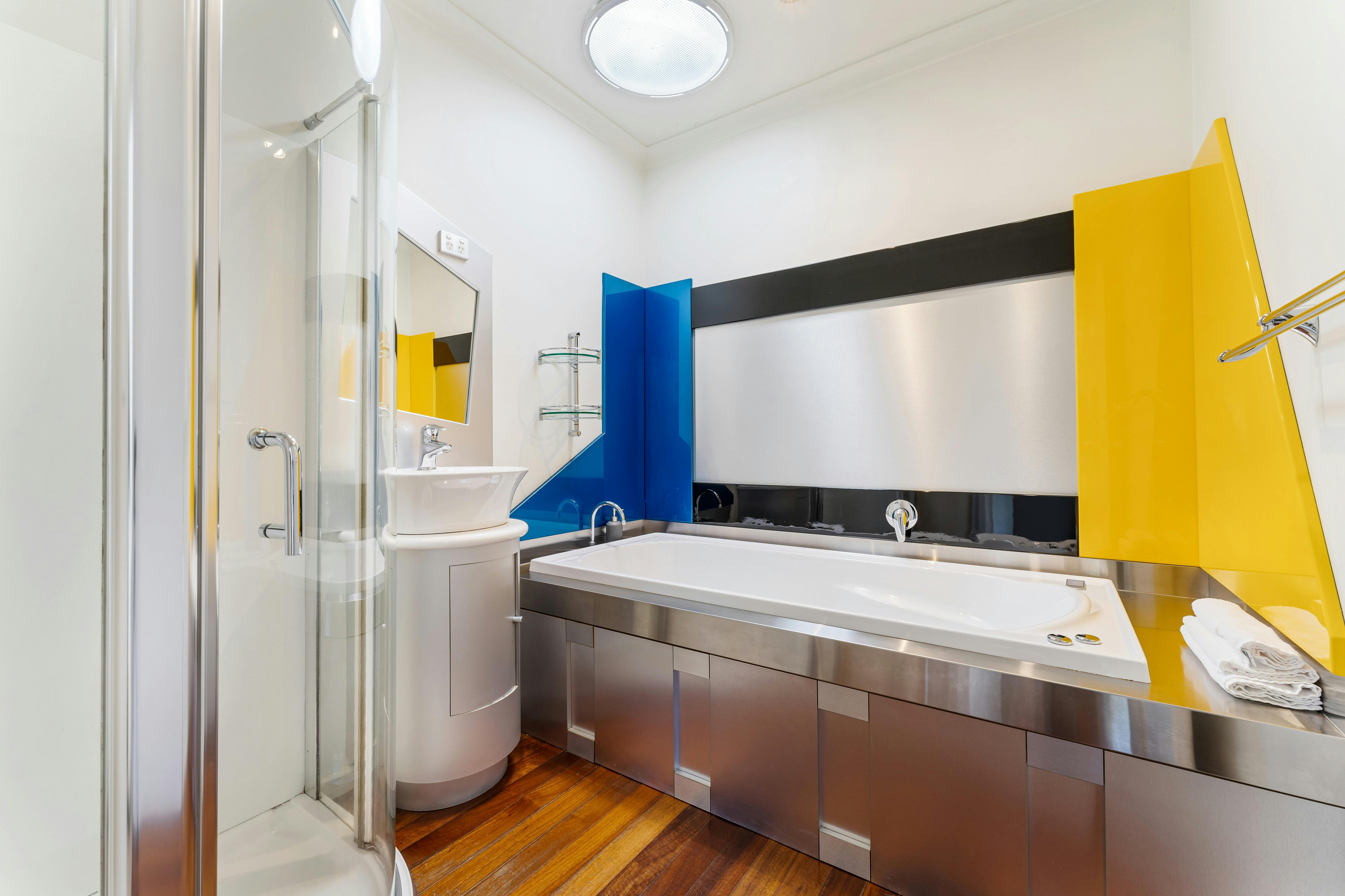 Summit Two Bedroom House | Tasman Holiday Parks - Bright