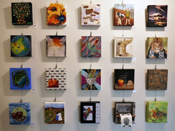 8x8 Artworks